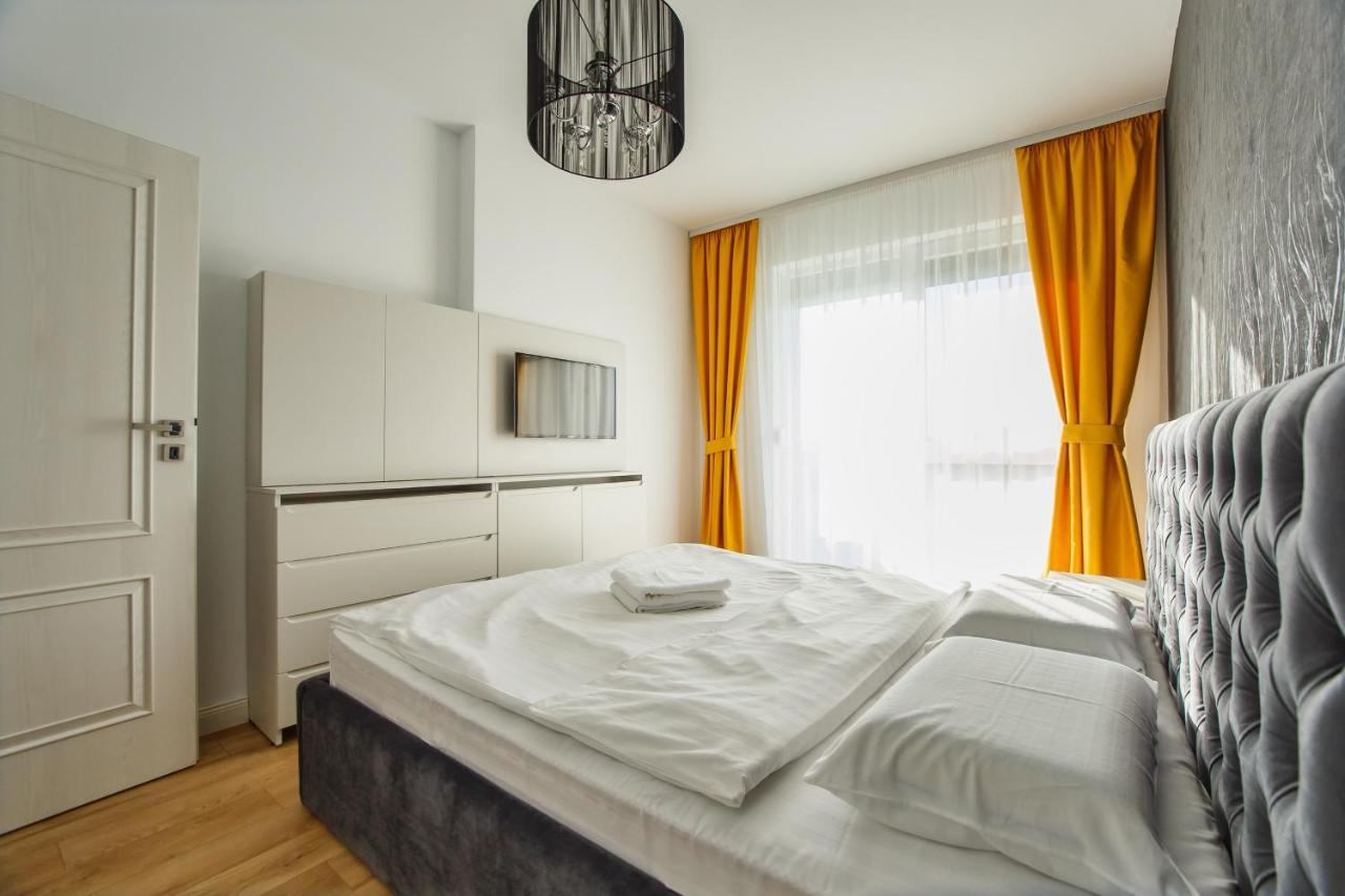 Fantastic Apartment At Prima Residence Oradea Exteriér fotografie
